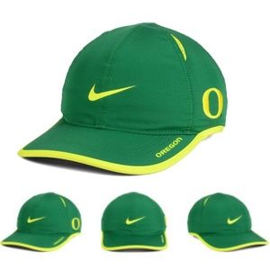 Oregon Ducks NCAA Nike Featherlight Dri-Fit Hat
